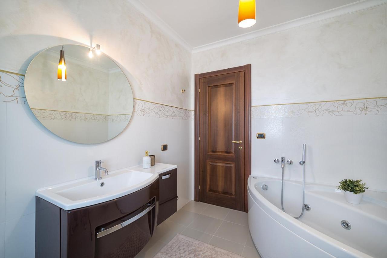 B&B Samilu' Battipaglia Bagian luar foto
